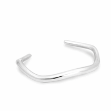 Load image into Gallery viewer, Iaku