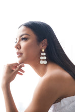 Load image into Gallery viewer, Oddow