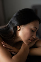 Load image into Gallery viewer, Sanu