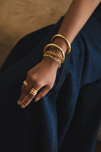 Load image into Gallery viewer, Nuoc Bracelet