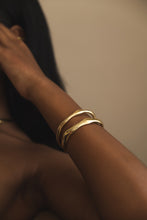 Load image into Gallery viewer, Vesi