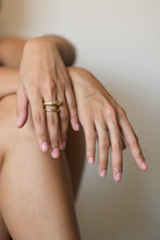 Load image into Gallery viewer, Munai
