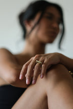 Load image into Gallery viewer, Kare
