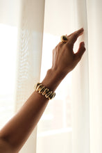 Load image into Gallery viewer, Namu
